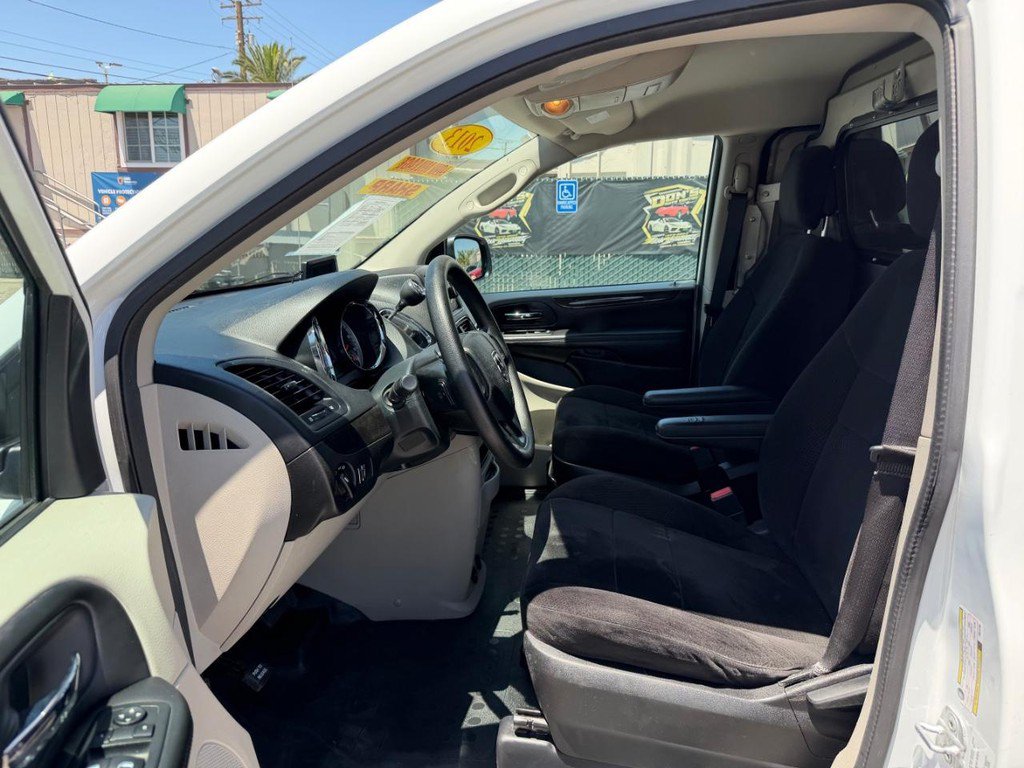 Used 2013 RAM C/V Tradesman FWD image 22
