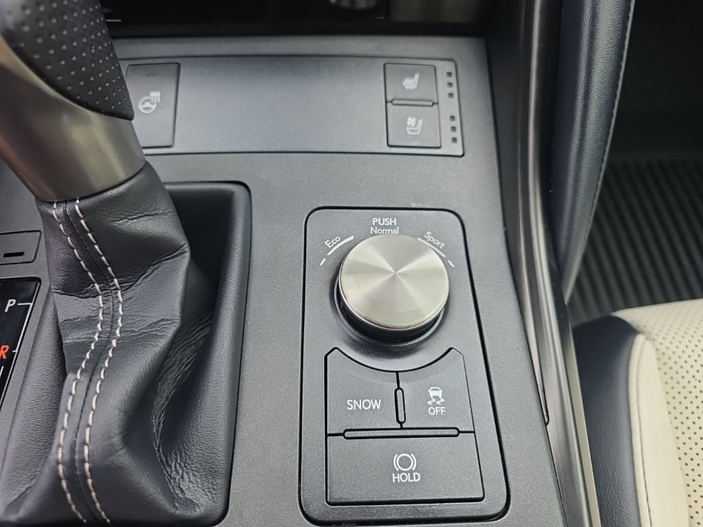 Used 2022 Lexus IS 350 F Sport AWD/4WD image 23