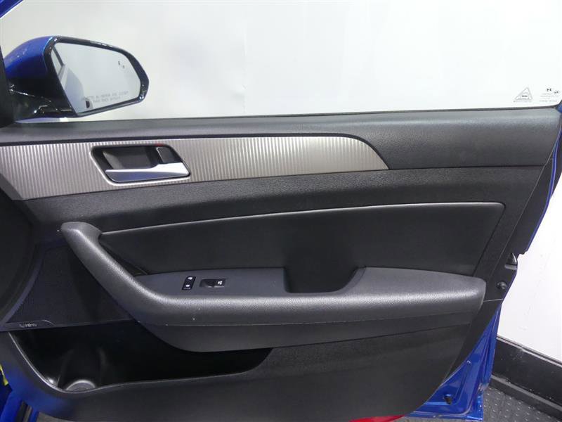 Used 2019 Hyundai Sonata Limited image 19