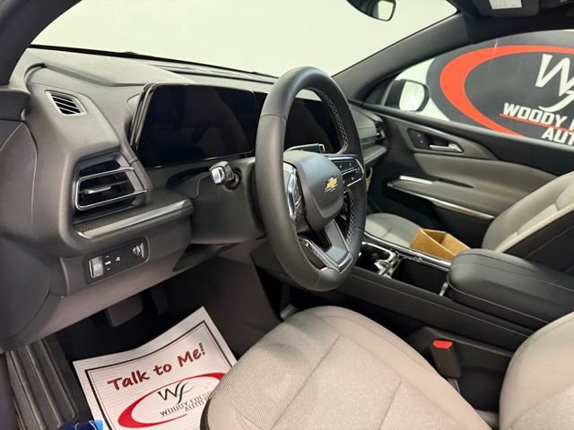 New 2026 Chevrolet Traverse LT image 13