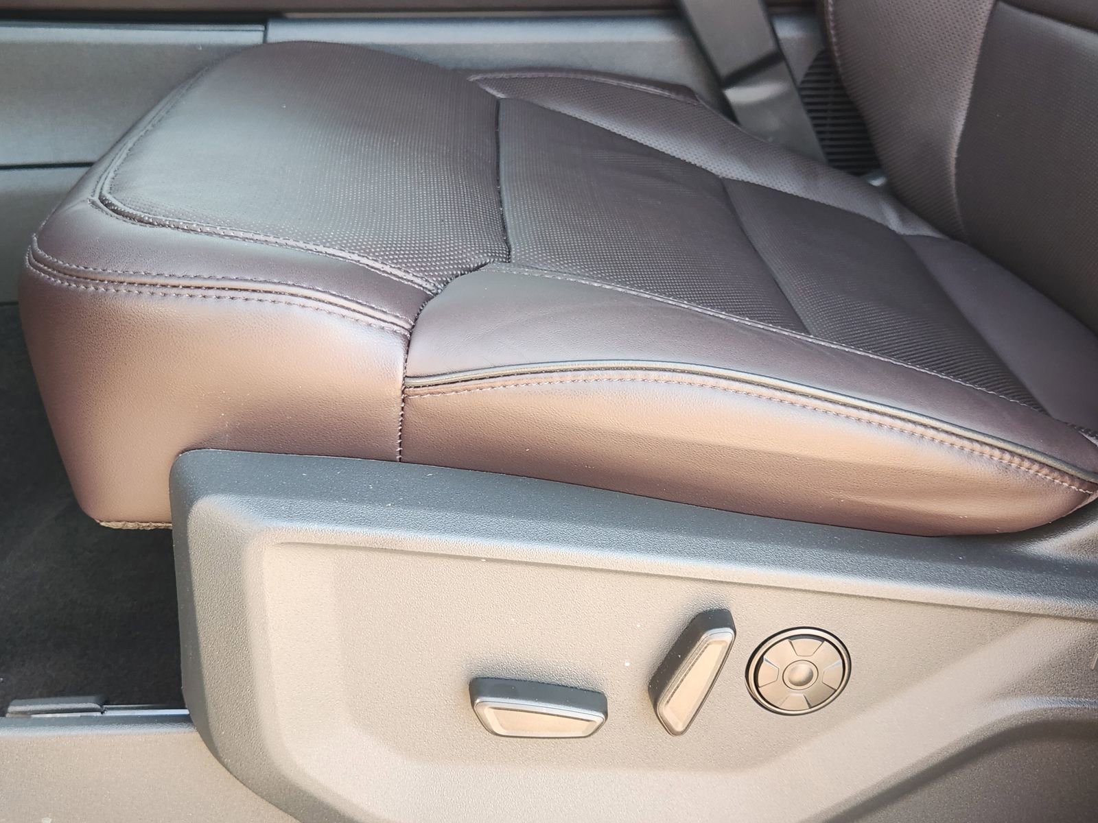 New 2025 Ford Expedition Platinum w/ Platinum Ultimate Package image 20