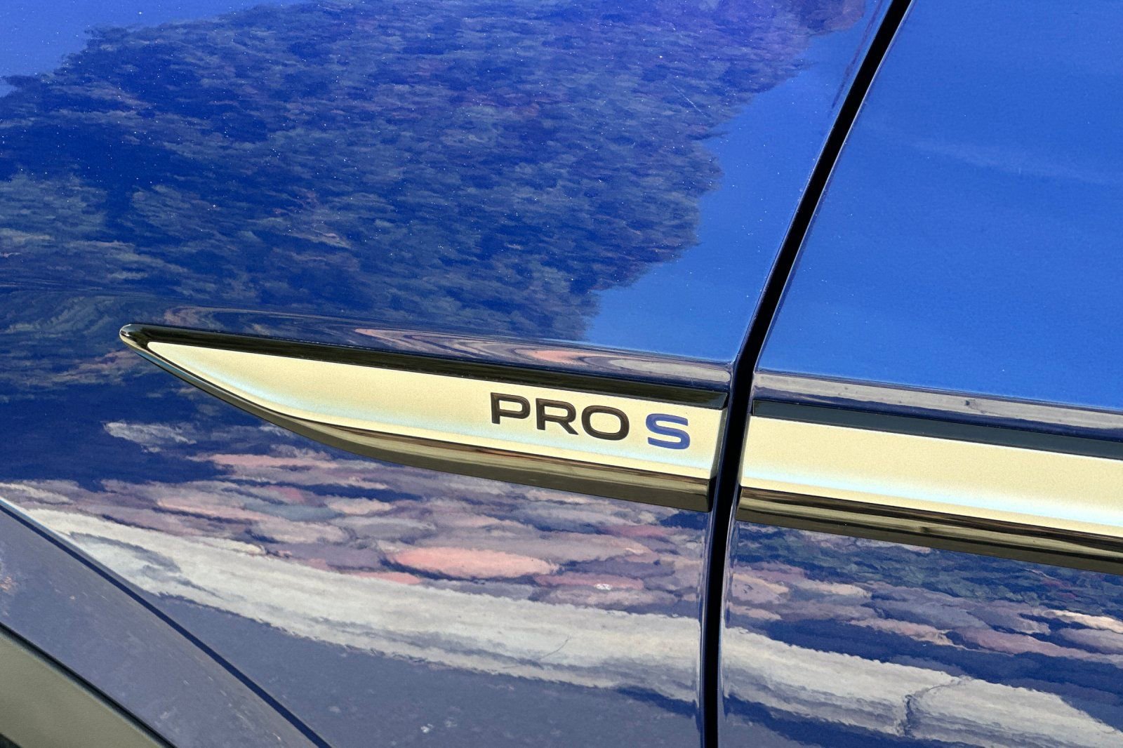 Certified 2022 Volkswagen ID.4 Pro S image 27