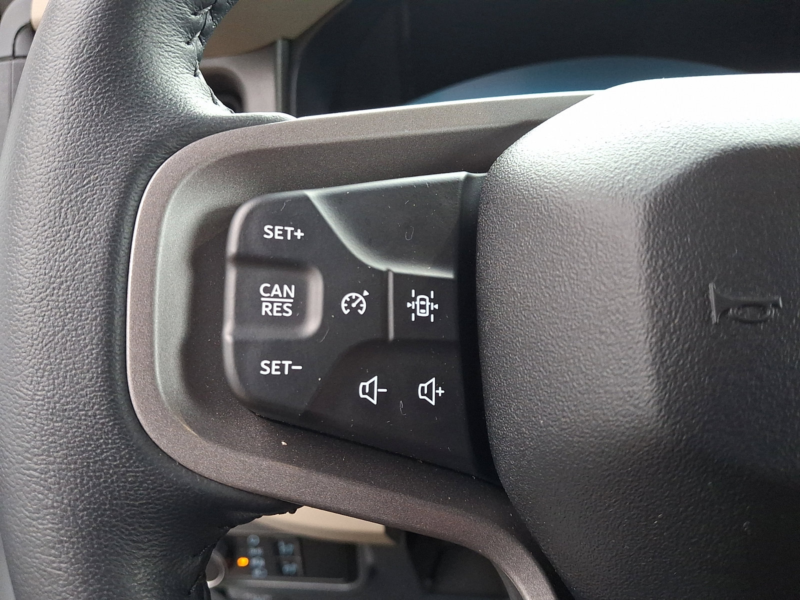 Used 2025 Ford Bronco Big Bend image 24