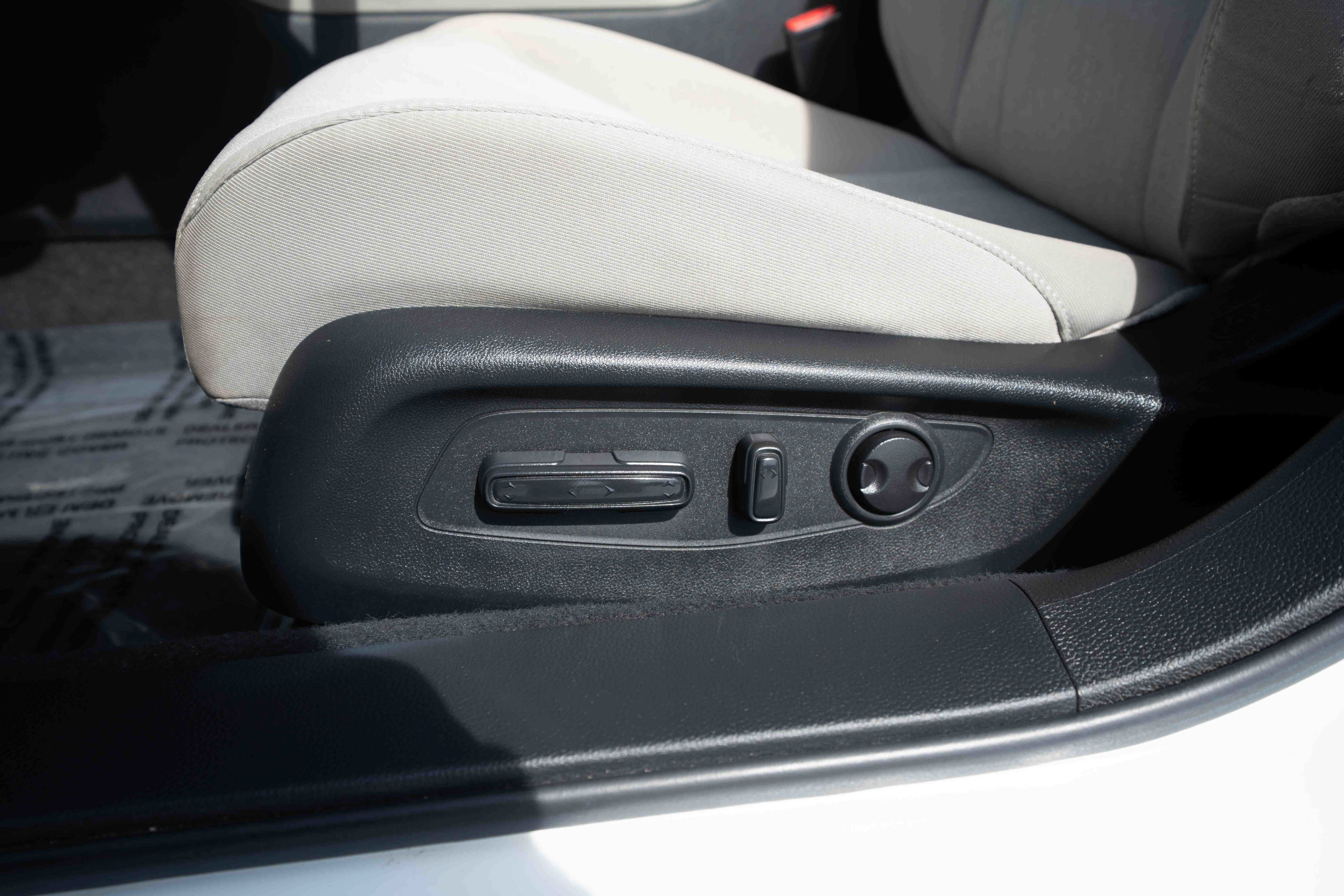 Used 2024 Honda Accord EX image 12
