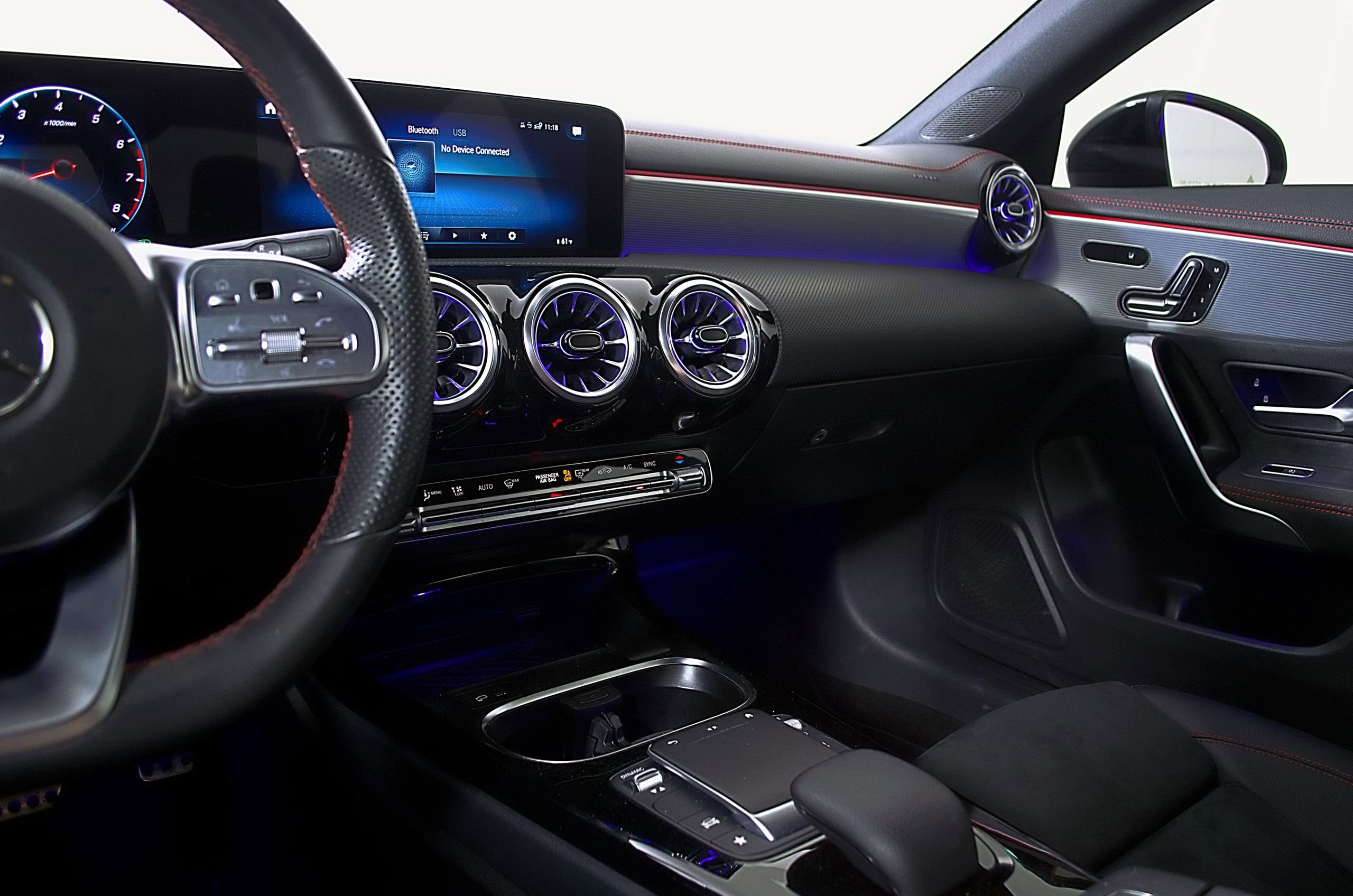 Used 2022 Mercedes-Benz CLA 250 image 27