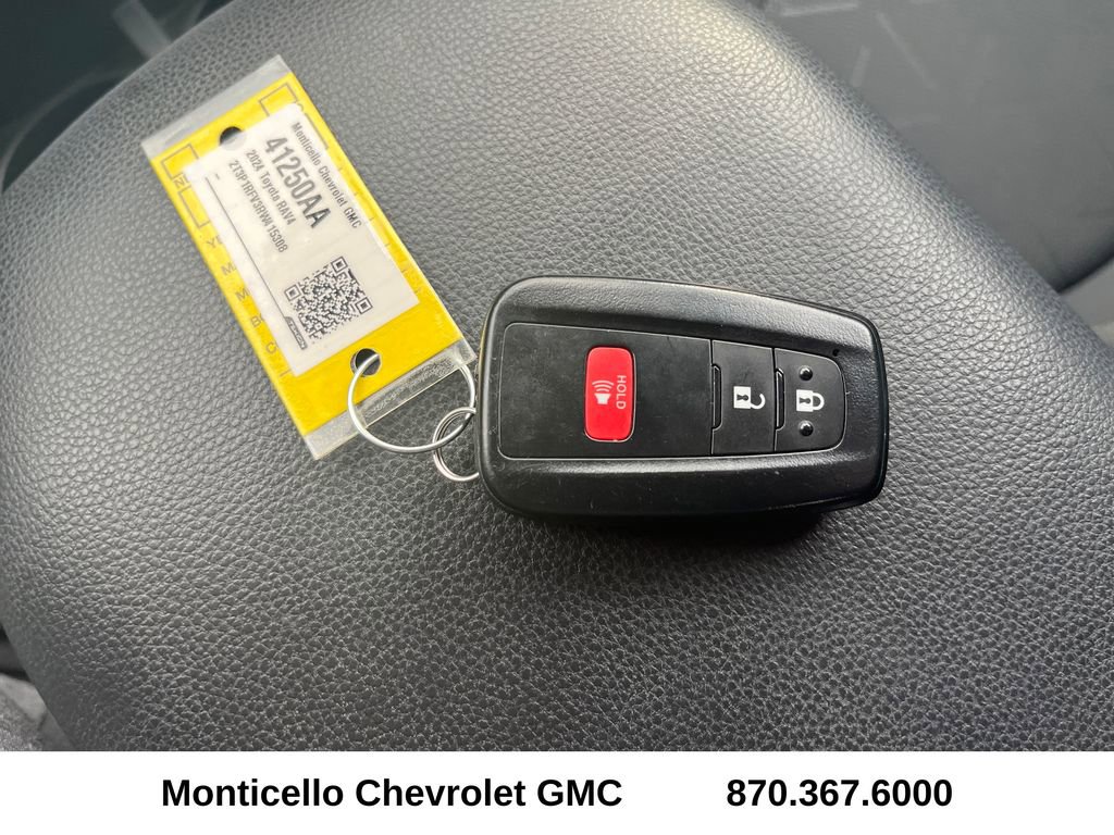 Used 2024 Toyota RAV4 XLE image 22