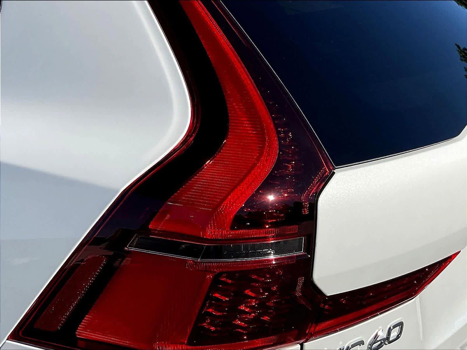 New 2026 Volvo XC60 B5 Plus w/ Climate Package AWD/4WD image 25