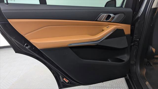 Used 2019 BMW X7 xDrive40i image 16