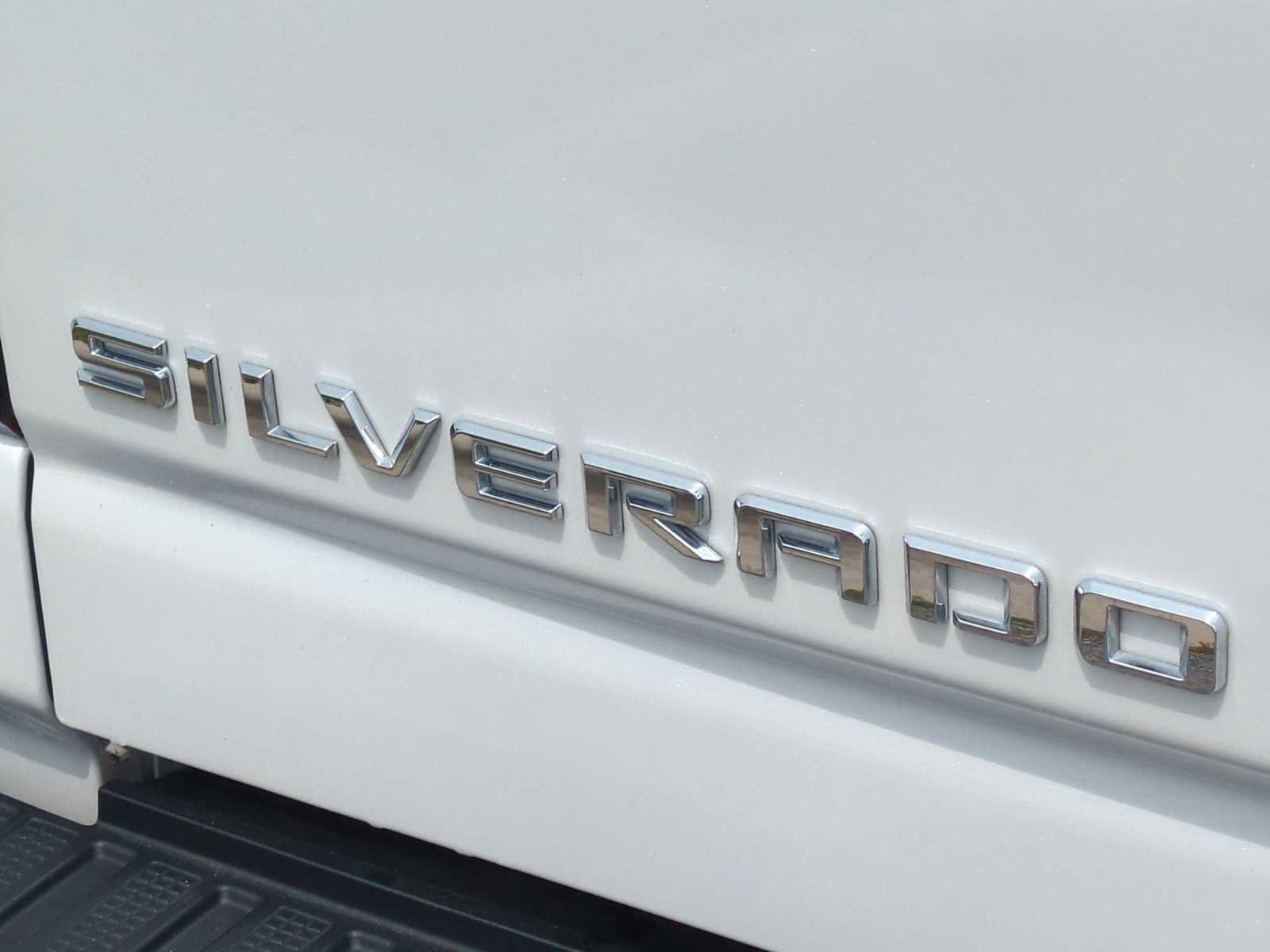 Used 2024 Chevrolet Silverado 3500 High Country w/ High Country Premium Package AWD/4WD image 33