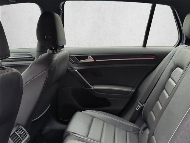 Used 2019 Volkswagen Golf R 4-Door image 16