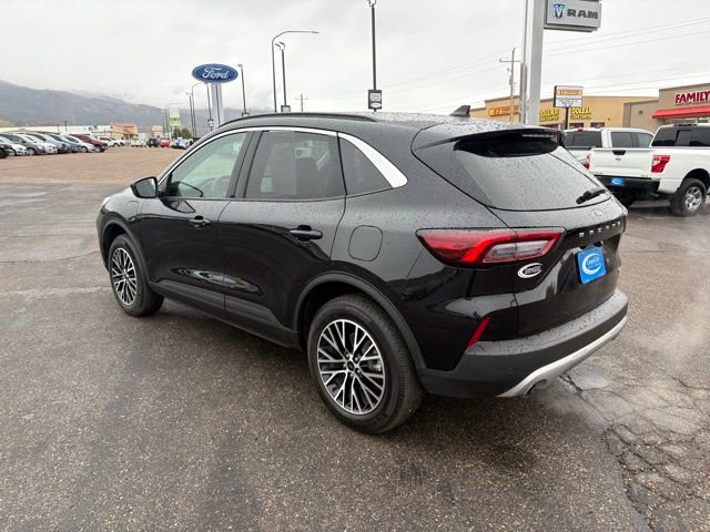 Used 2024 Ford Escape SE image 5