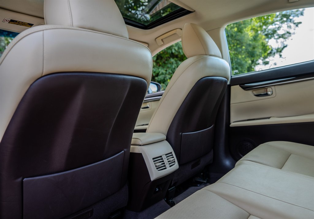 Used 2018 Lexus ES 350 w/ Premier Package FWD image 30