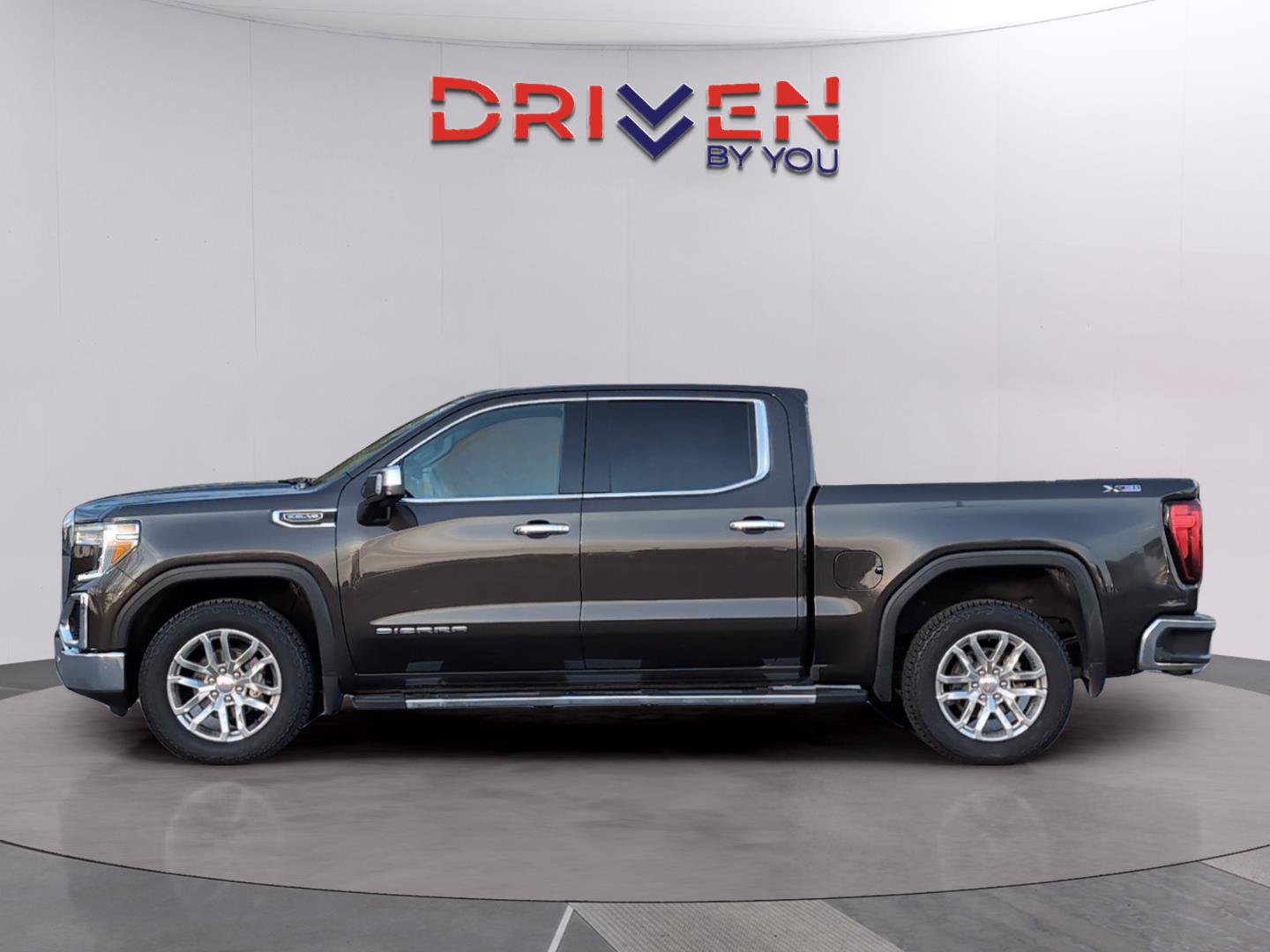 Used 2021 GMC Sierra 1500 SLT w/ SLT Premium Package image 2