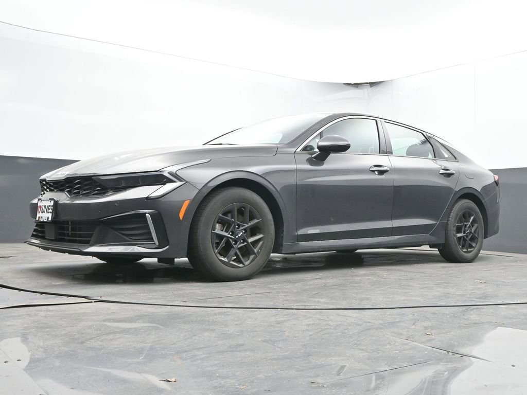 Used 2025 Kia K5 LXS FWD image 45