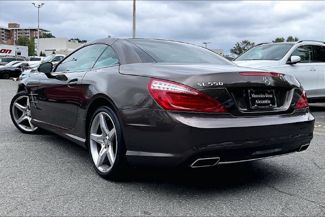 Used 2013 Mercedes-Benz SL 550 image 3