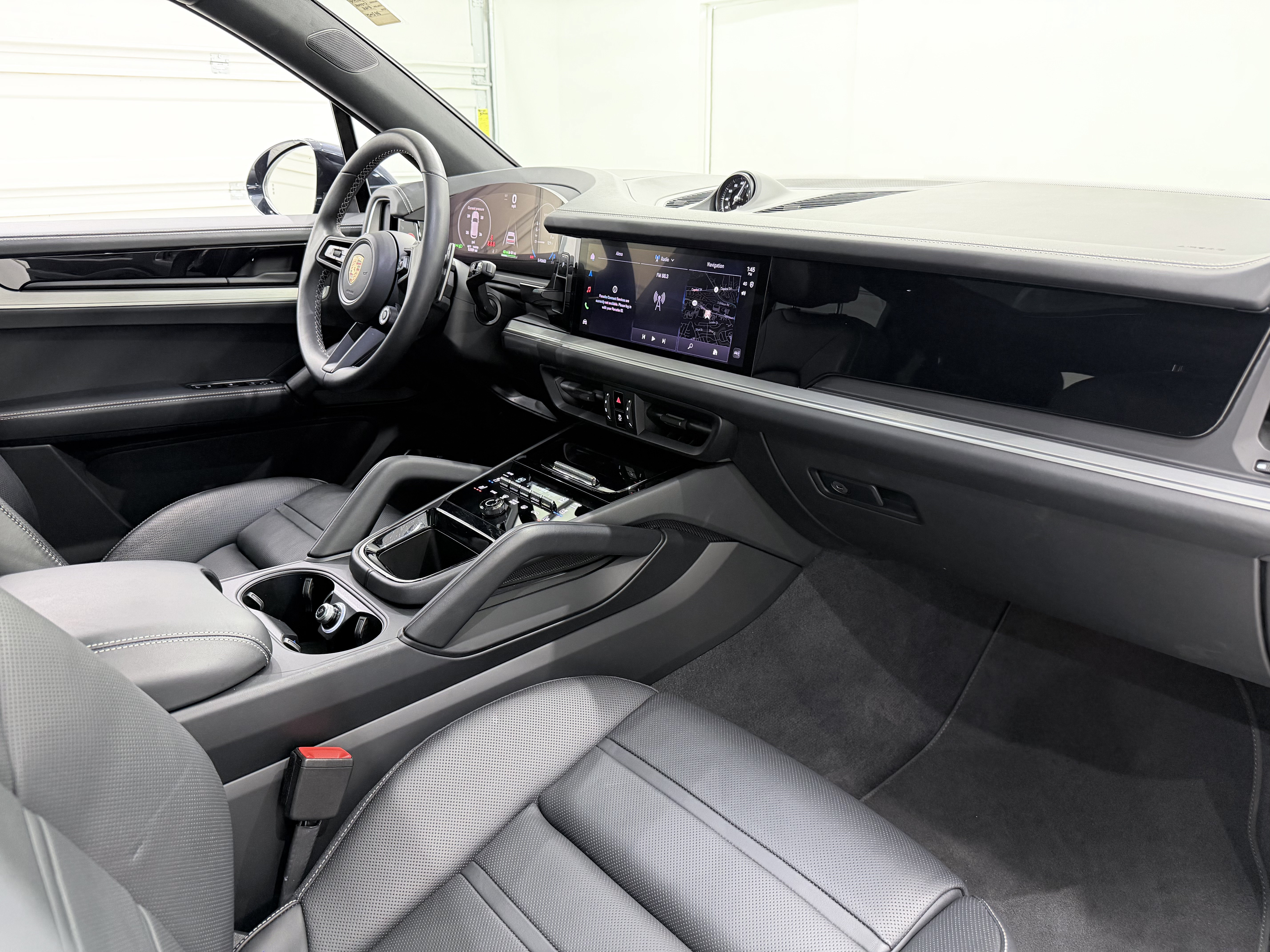 Certified 2026 Porsche Cayenne S AWD/4WD image 24