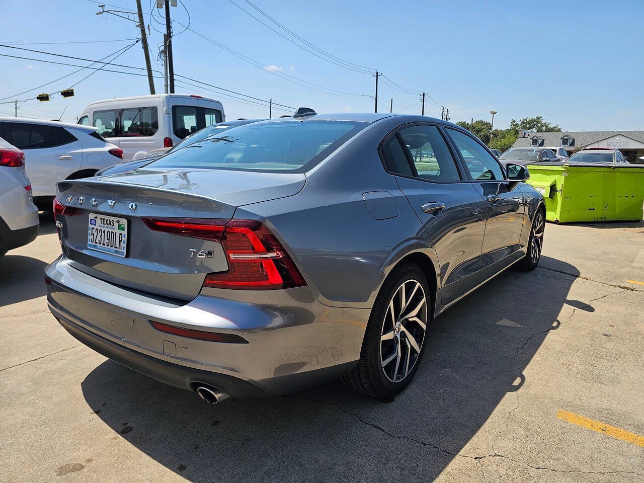 Used 2019 Volvo S60 T6 Momentum w/ Premium Package AWD/4WD image 5
