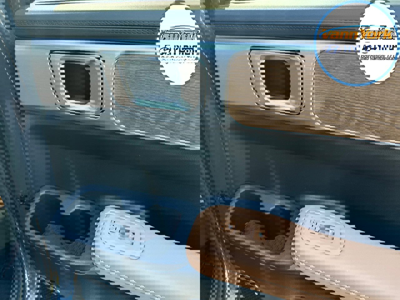 New 2026 Hyundai Santa Fe Limited image 25