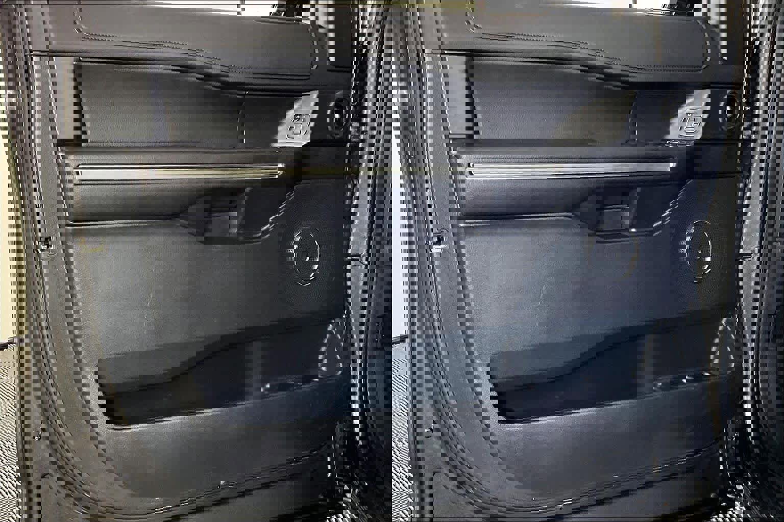 Used 2019 Ford Expedition XLT w/ Equipment Group 202A image 21