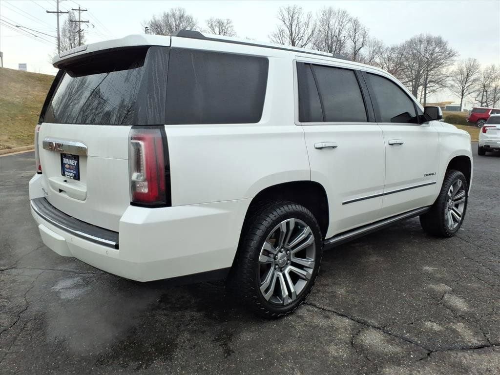 Used 2019 GMC Yukon Denali w/ Denali Ultimate Package image 3