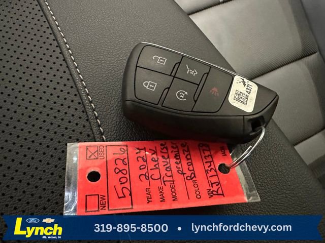 Used 2024 Chevrolet Traverse RS image 19
