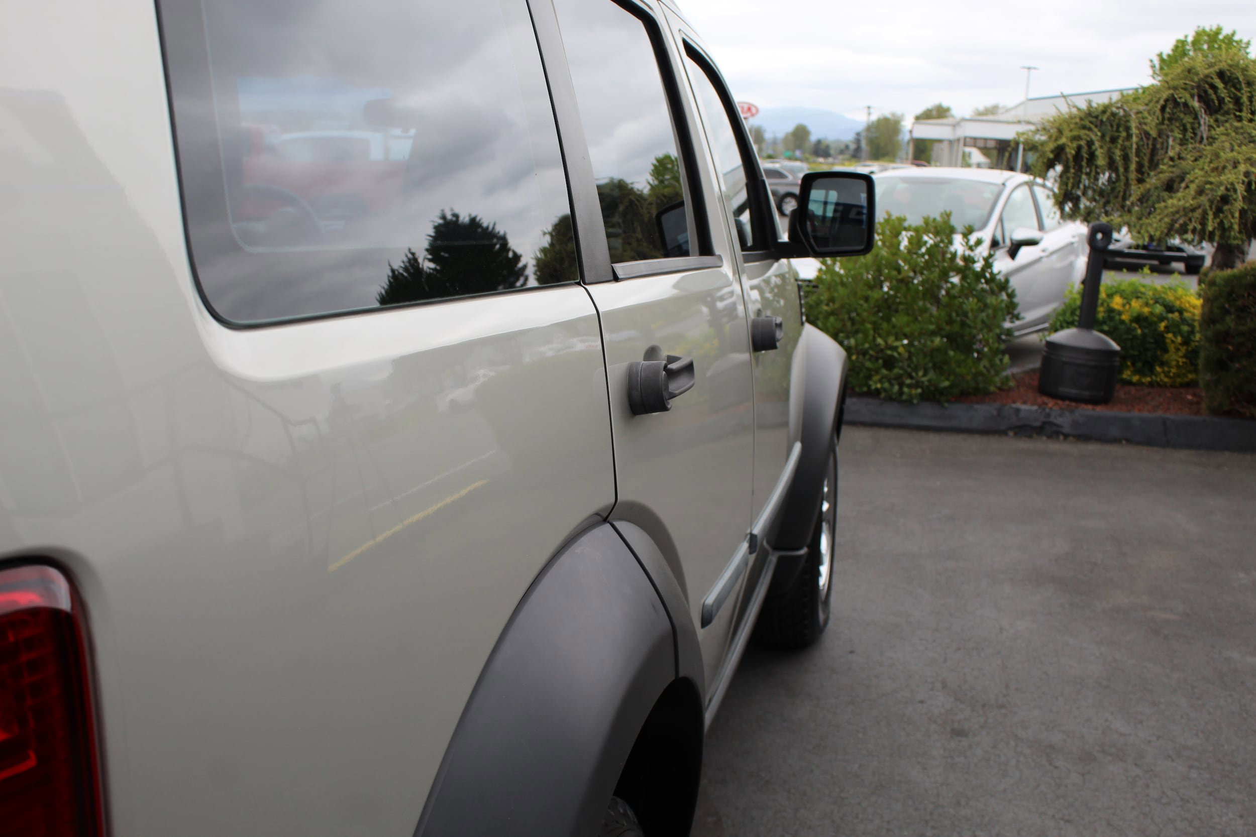 Used 2008 Dodge Nitro SXT AWD/4WD image 17