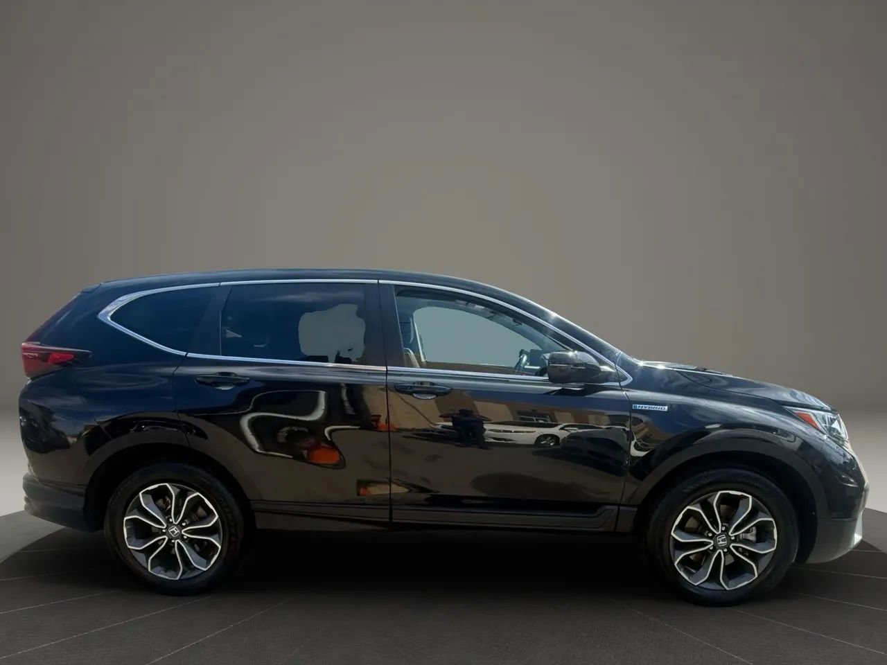 Used 2022 Honda CR-V EX-L image 4