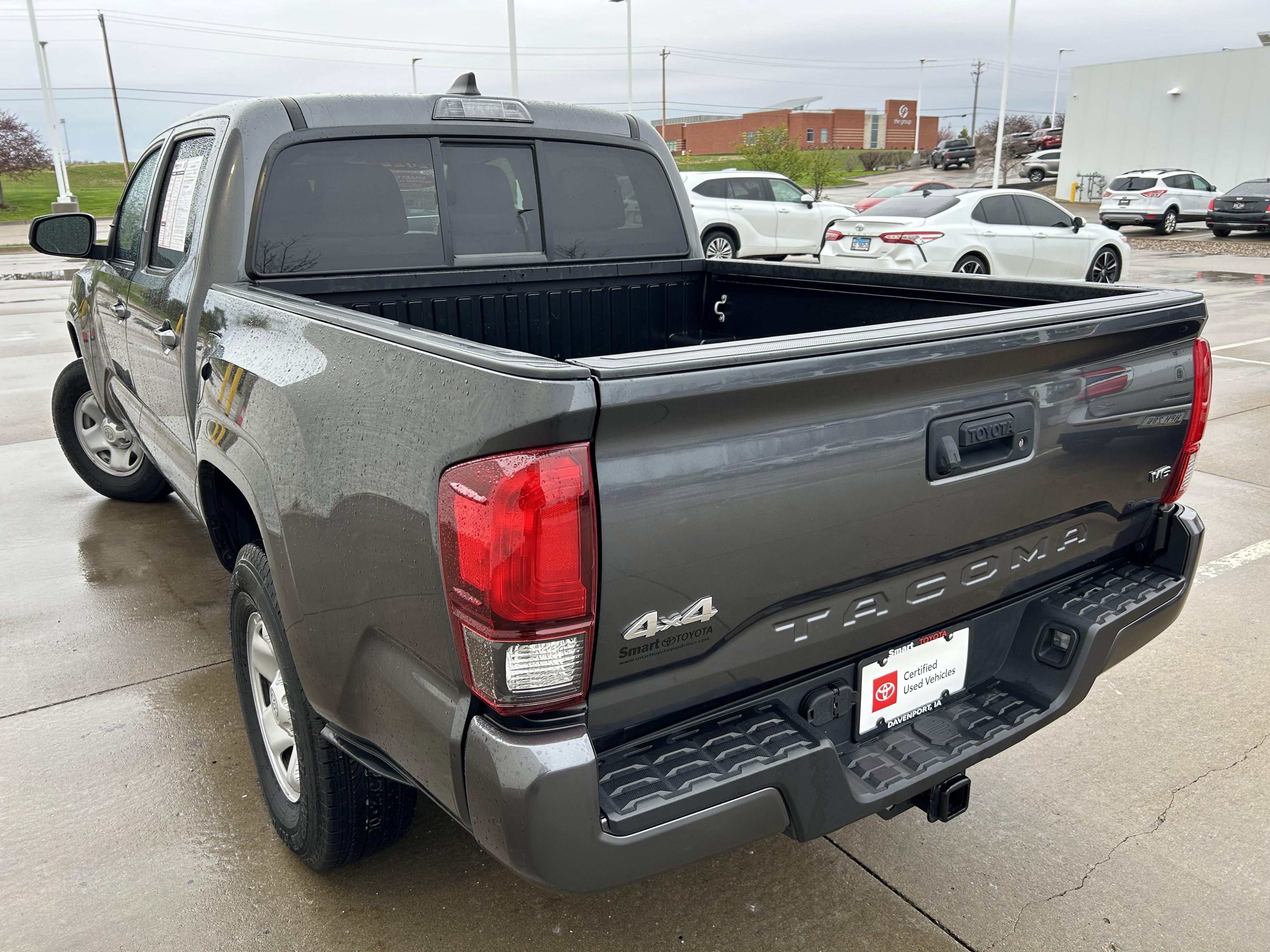 Used 2022 Toyota Tacoma SR image 4