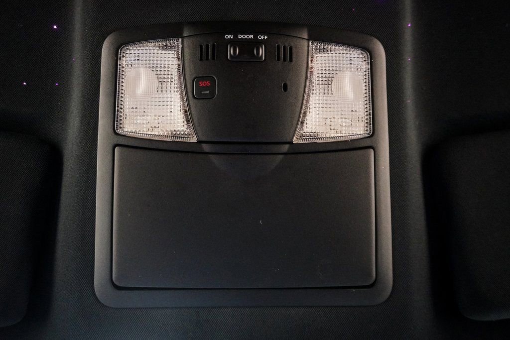 Used 2017 Nissan GT-R Premium AWD/4WD image 40