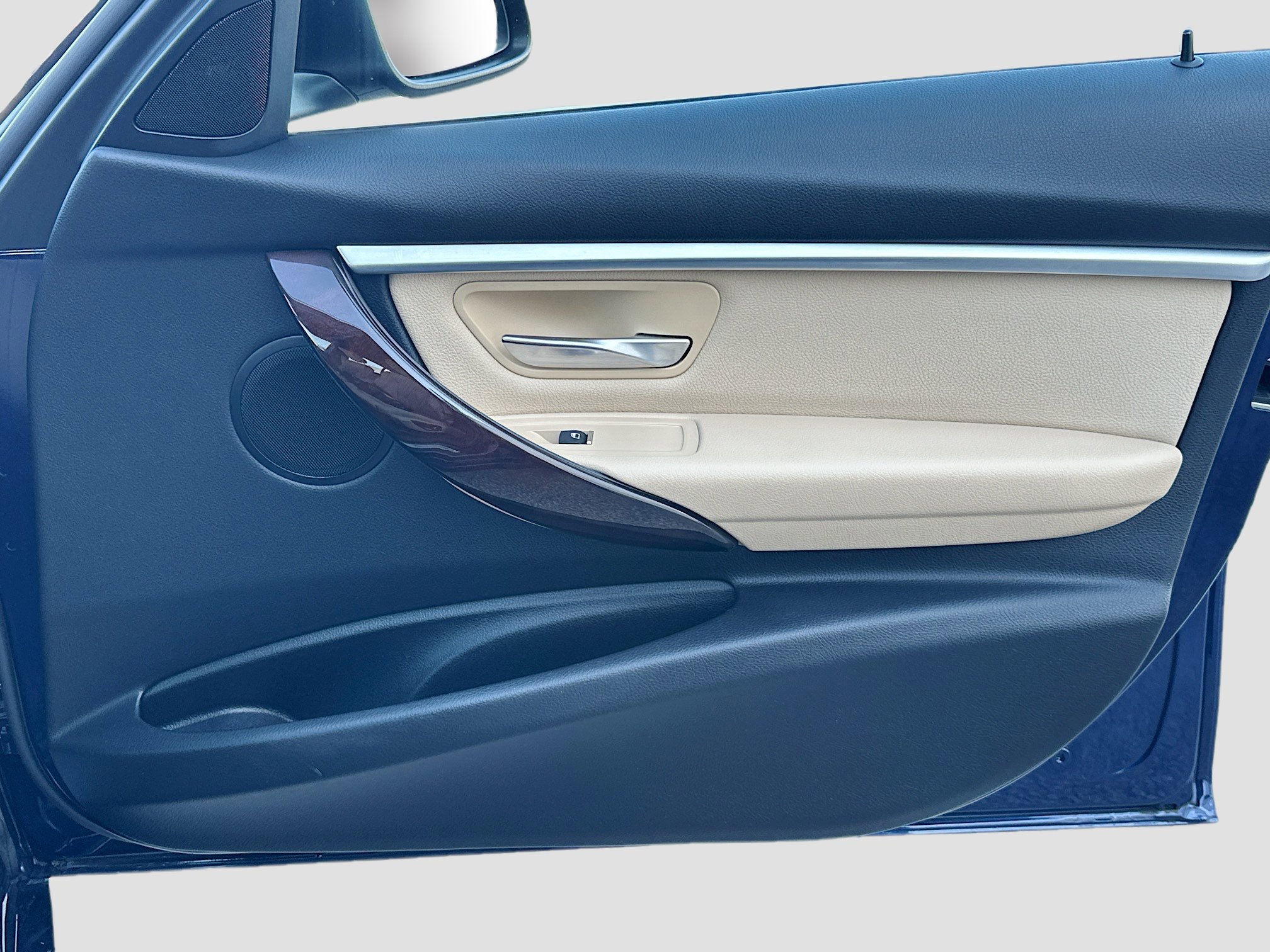 Used 2018 BMW 330i Sedan image 36