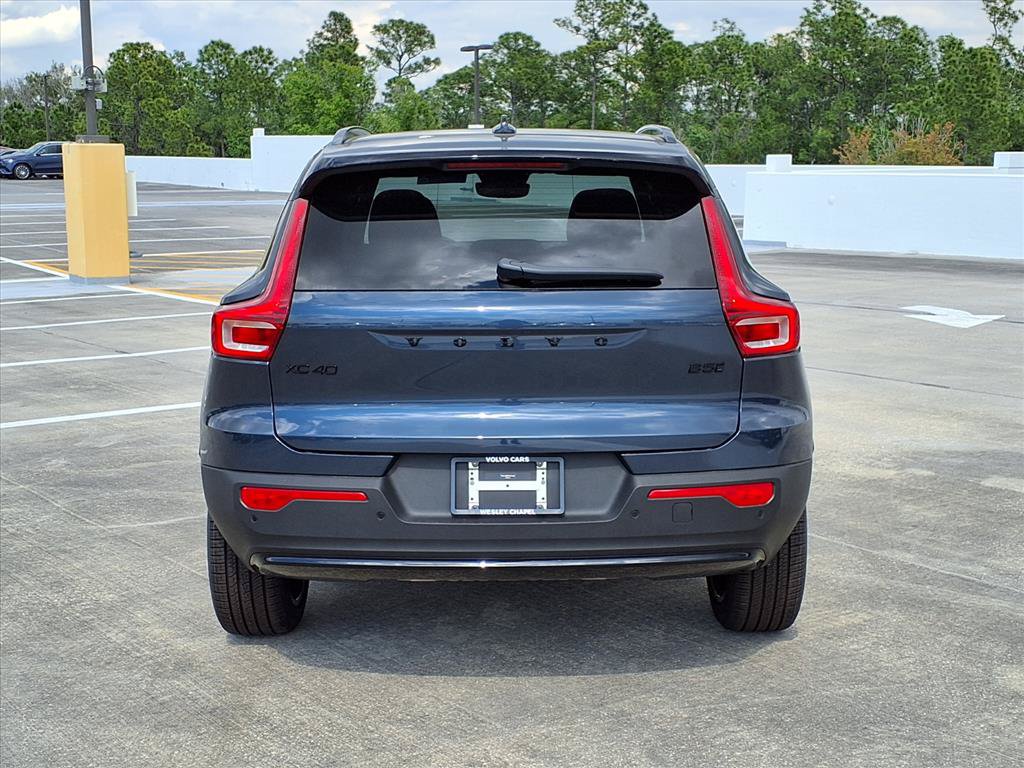 New 2026 Volvo XC40 B5 Ultra w/ Protection Package Premier AWD/4WD image 6