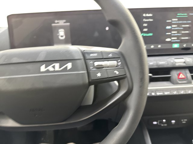 New 2026 Kia K4 LXS image 18