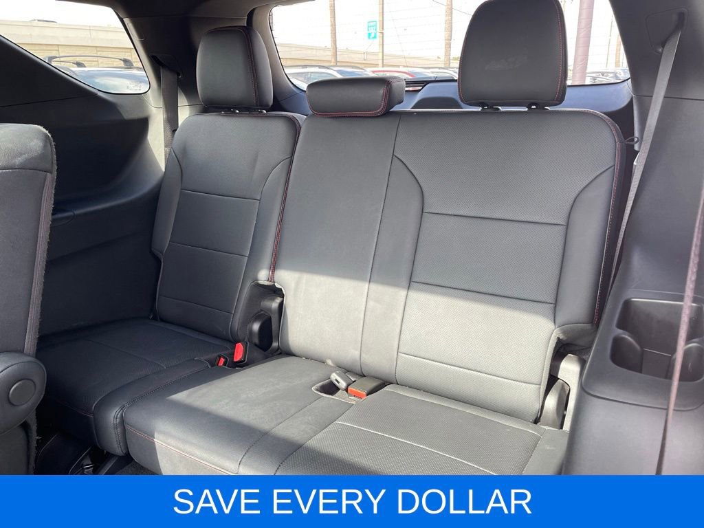 Used 2024 Chevrolet Traverse RS w/ LPO, Floor Liner Package image 17