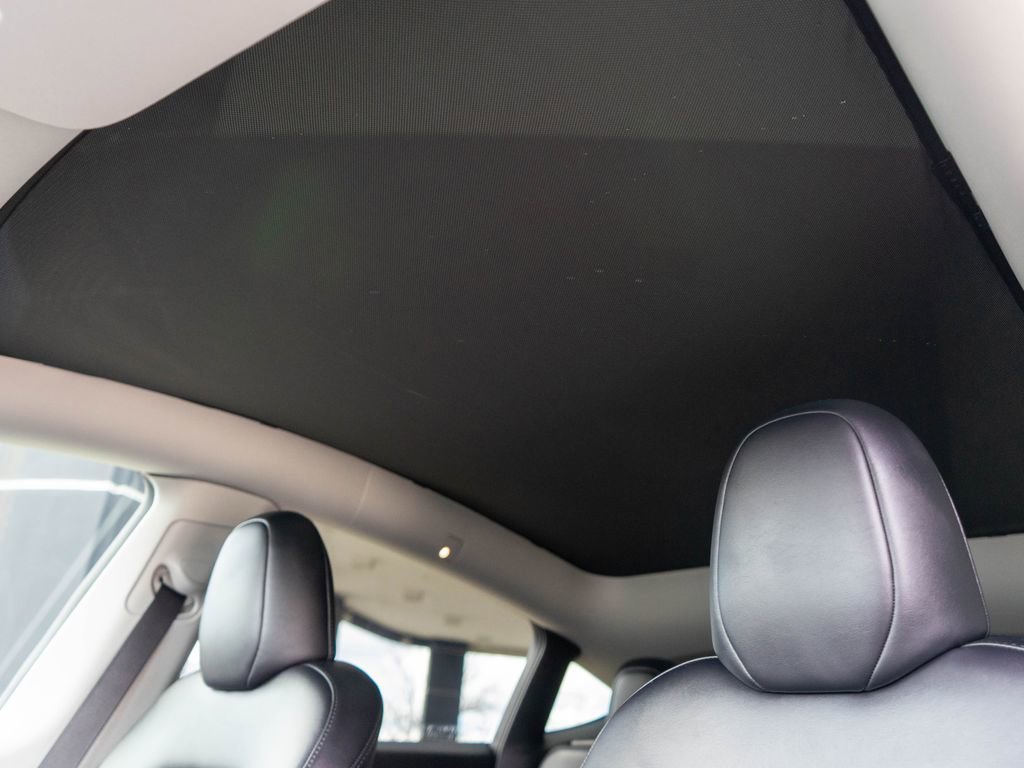 Used 2024 Tesla Model Y Long Range image 12