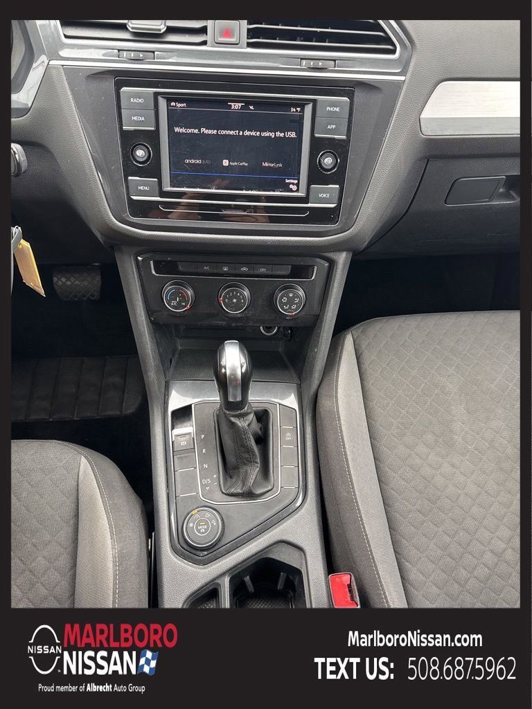 Used 2020 Volkswagen Tiguan S image 28