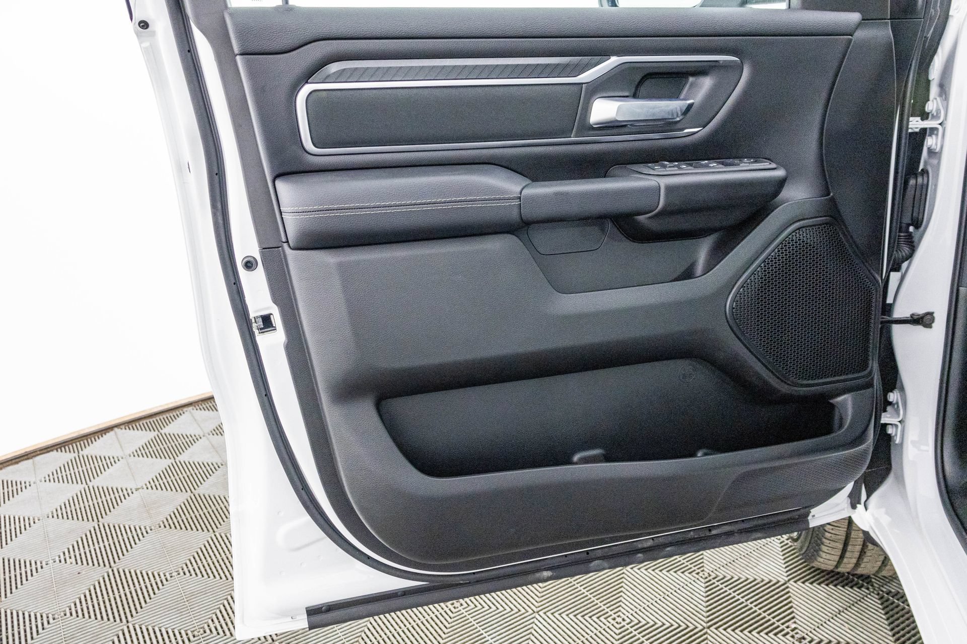 New 2026 RAM 1500 Big Horn AWD/4WD image 31