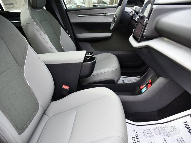 New 2026 Volvo EX30 Plus w/ Protection Package Premier image 26