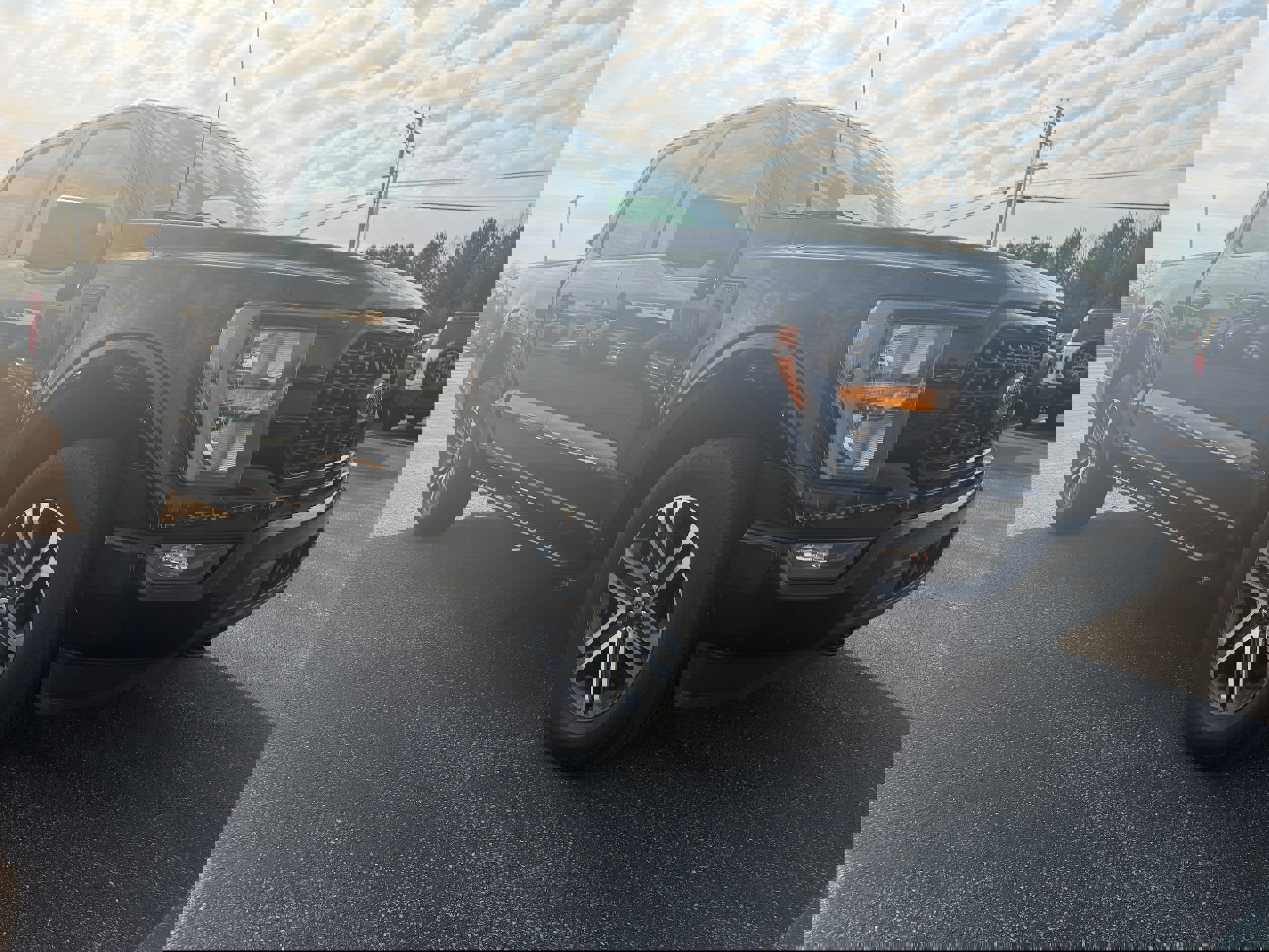 Used 2023 Ford F150 XL w/ STX Appearance Package image 6