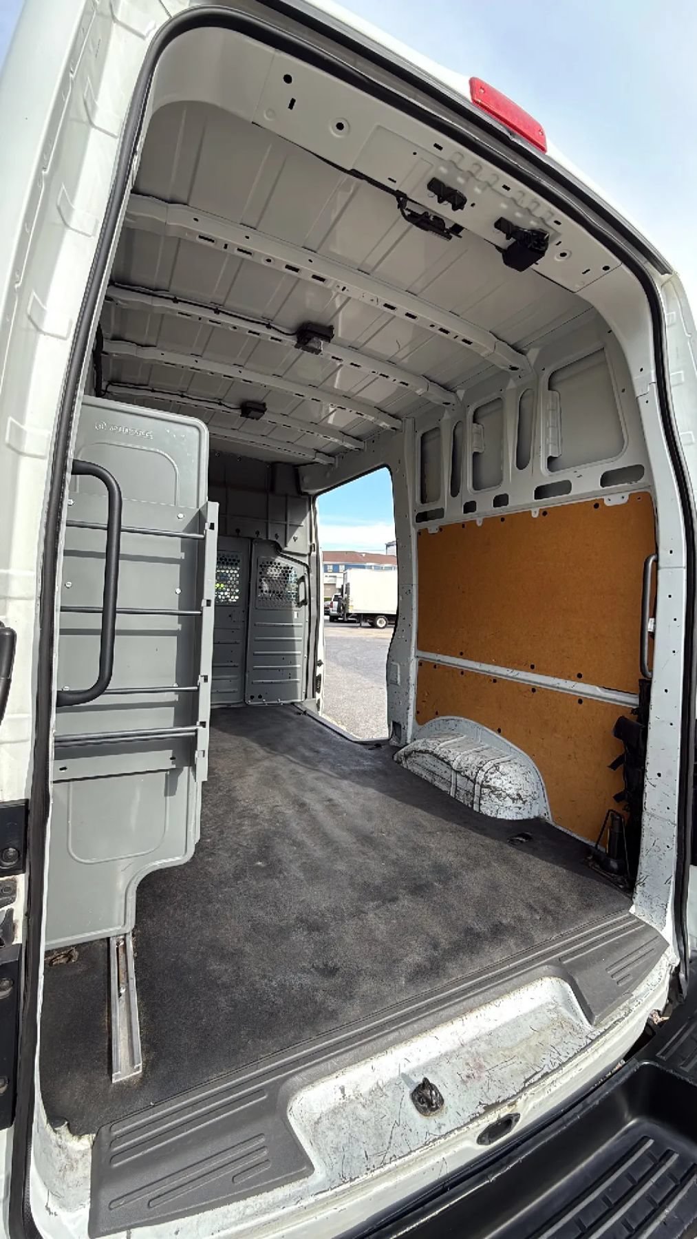 Used 2014 Nissan NV 2500 SV w/ Side & Curtain Airbag Package RWD image 23