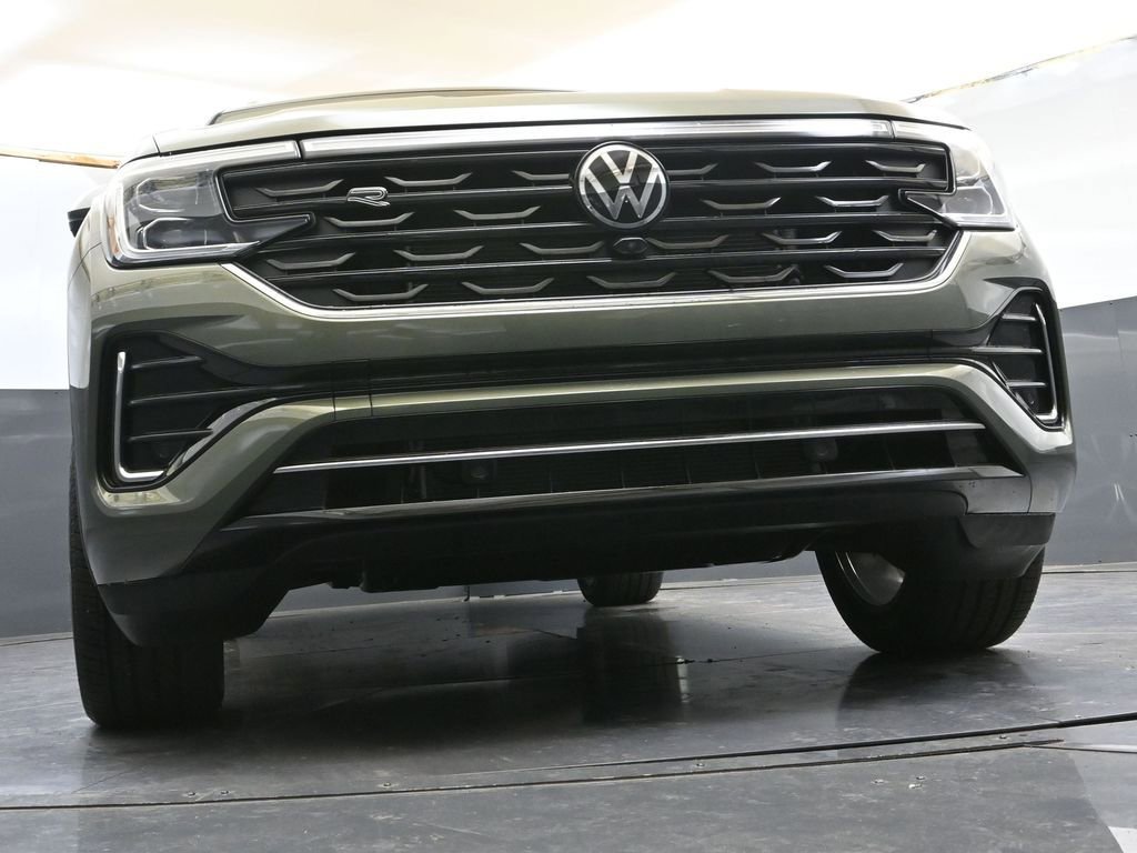 Used 2025 Volkswagen Atlas SEL Premium R-Line image 45