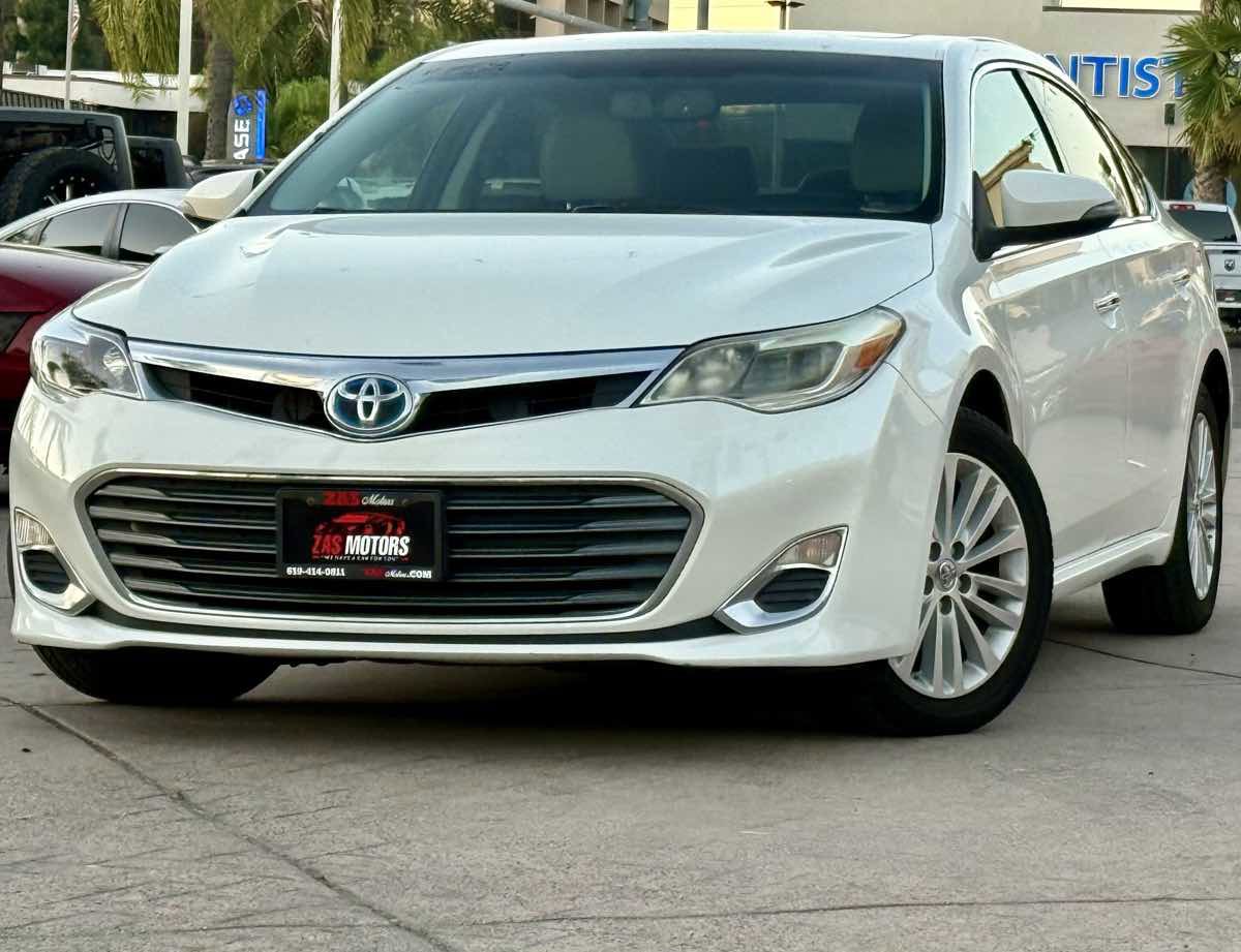 Used 2013 Toyota Avalon XLE Premium