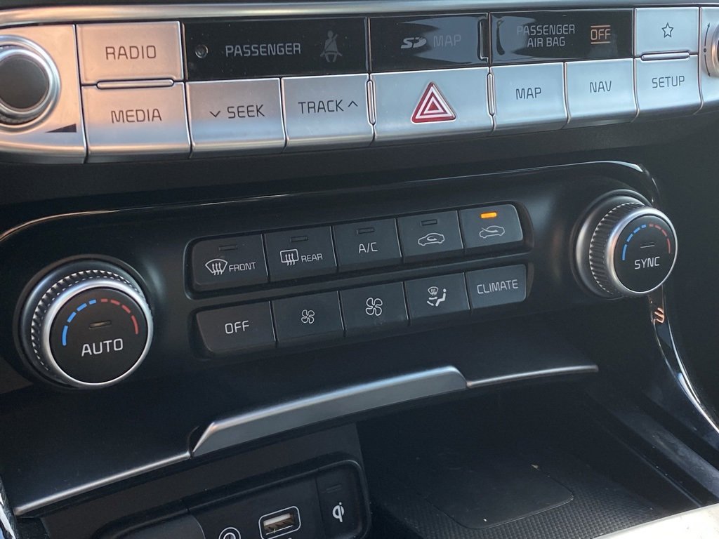 Used 2021 Kia Stinger GT2 image 17