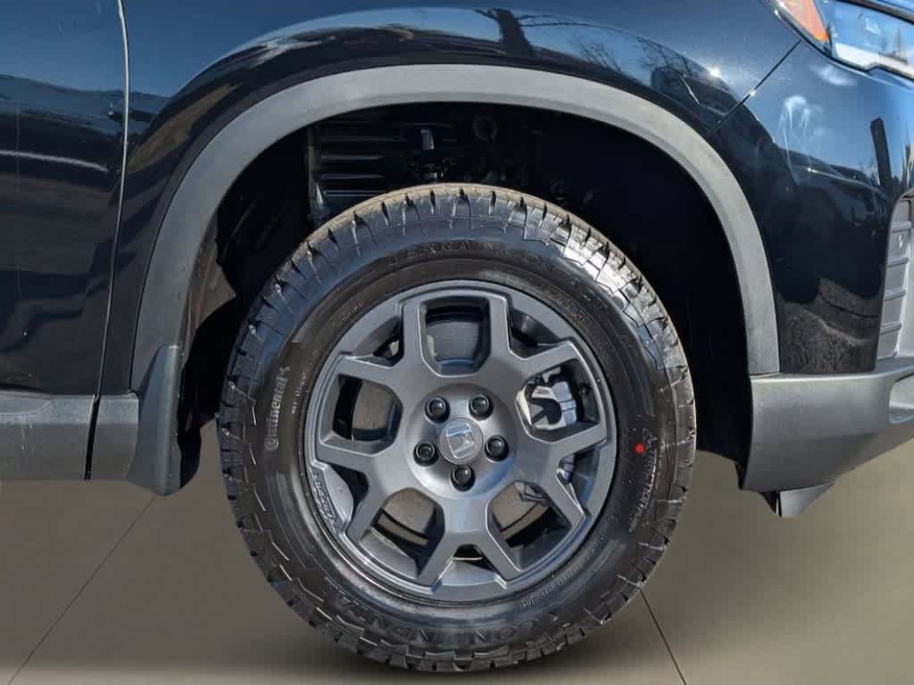 New 2026 Honda Pilot TrailSport image 9
