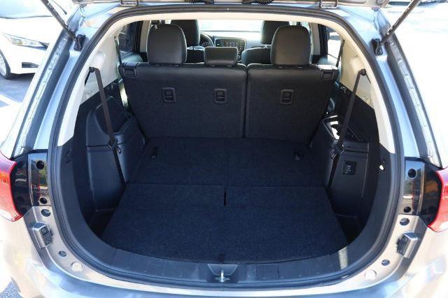 Used 2019 Mitsubishi Outlander SE AWD/4WD image 9