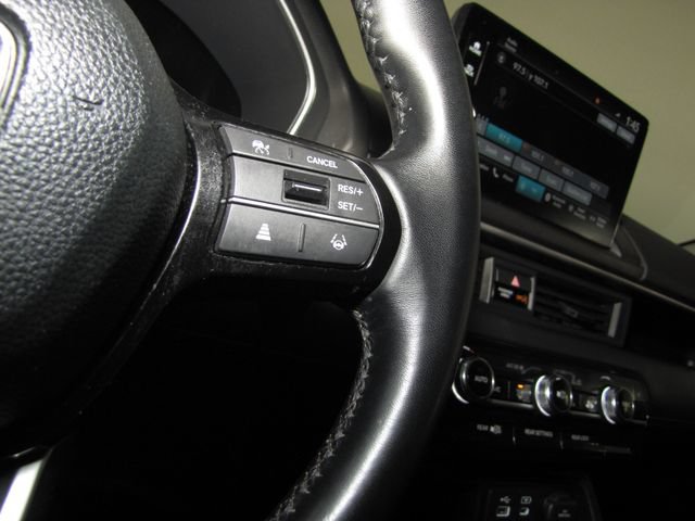 Certified 2025 Honda Pilot Touring image 6