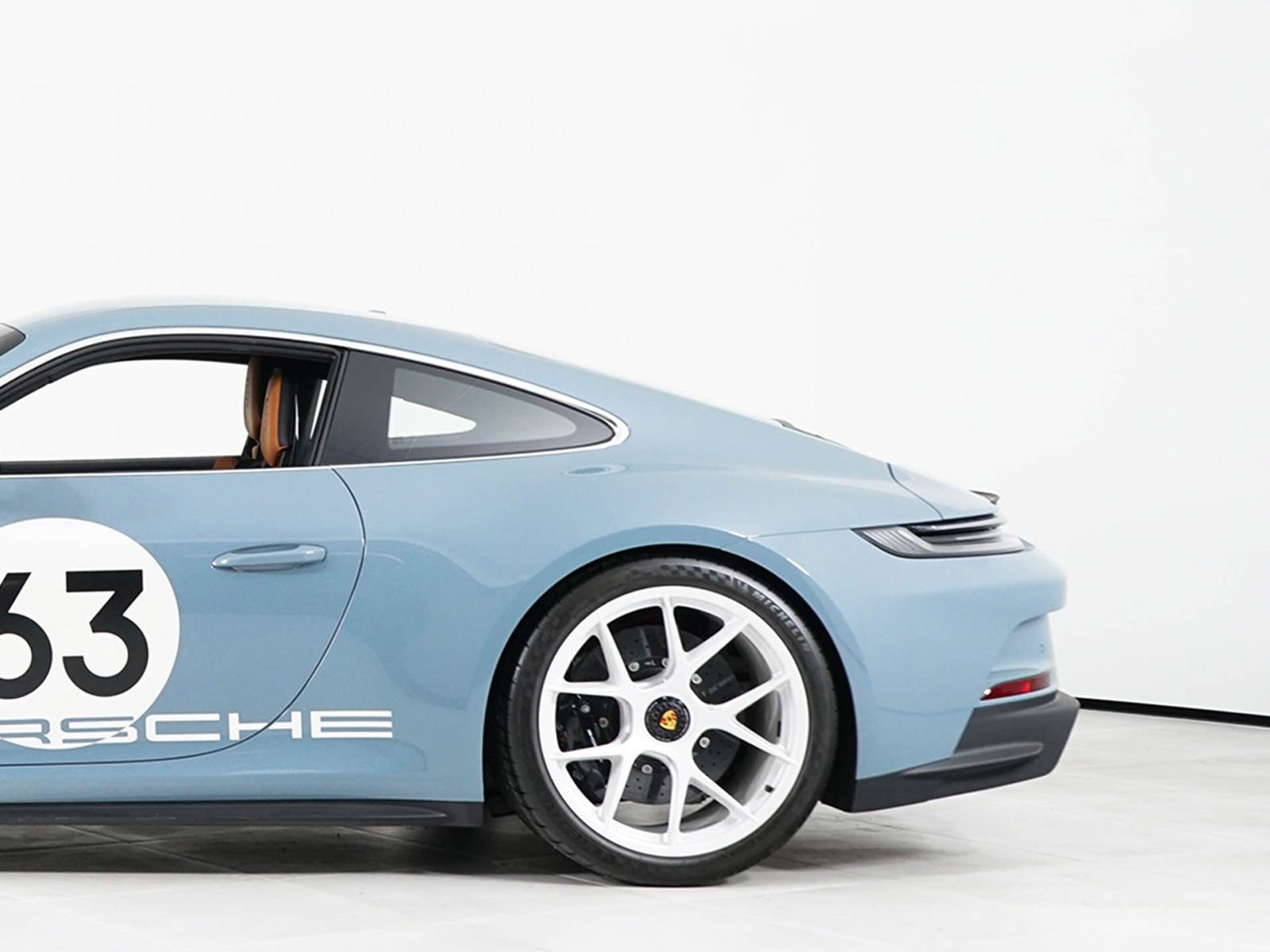 Used 2024 Porsche 911 GT3 RS RWD image 13