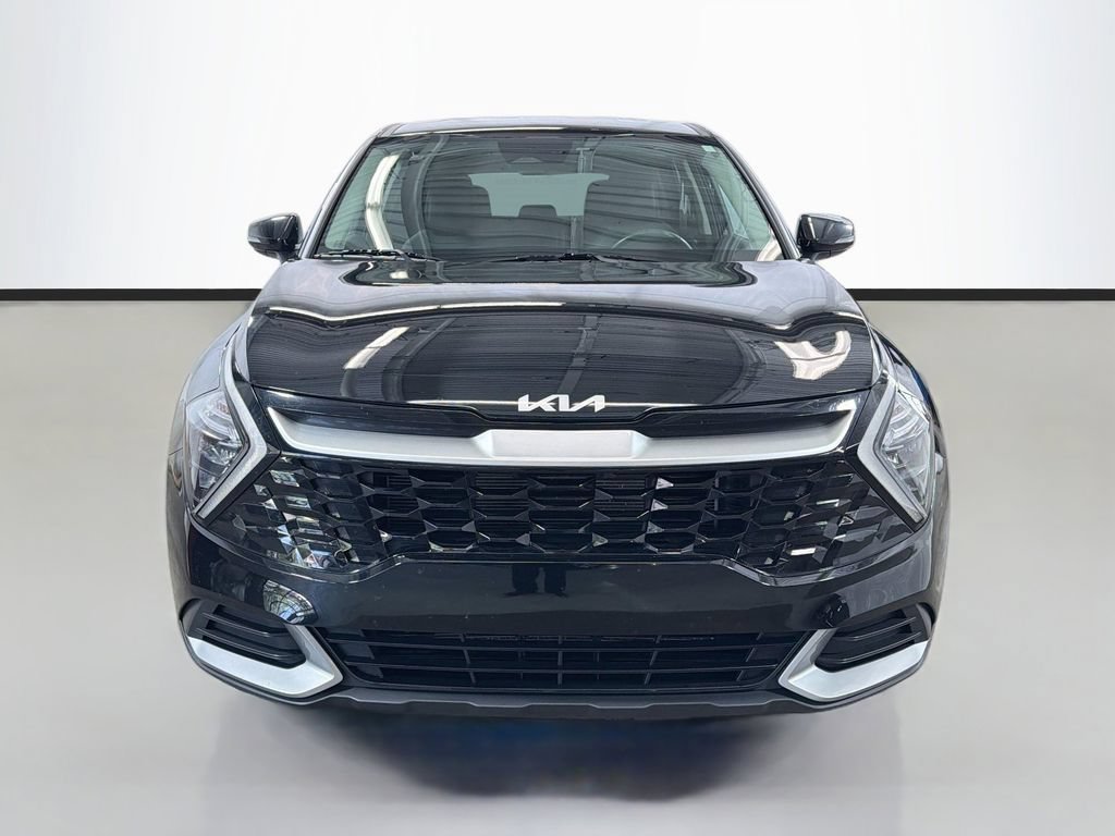 Used 2023 Kia Sportage EX FWD image 2