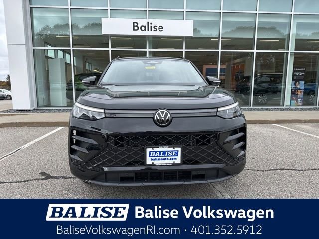 New 2026 Volkswagen Tiguan SE R-Line video 2