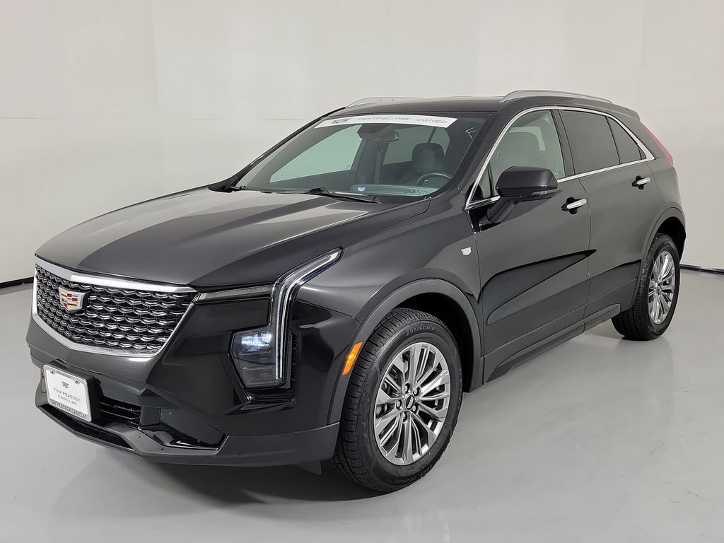 Certified 2024 Cadillac XT4 Premium Luxury AWD/4WD image 2