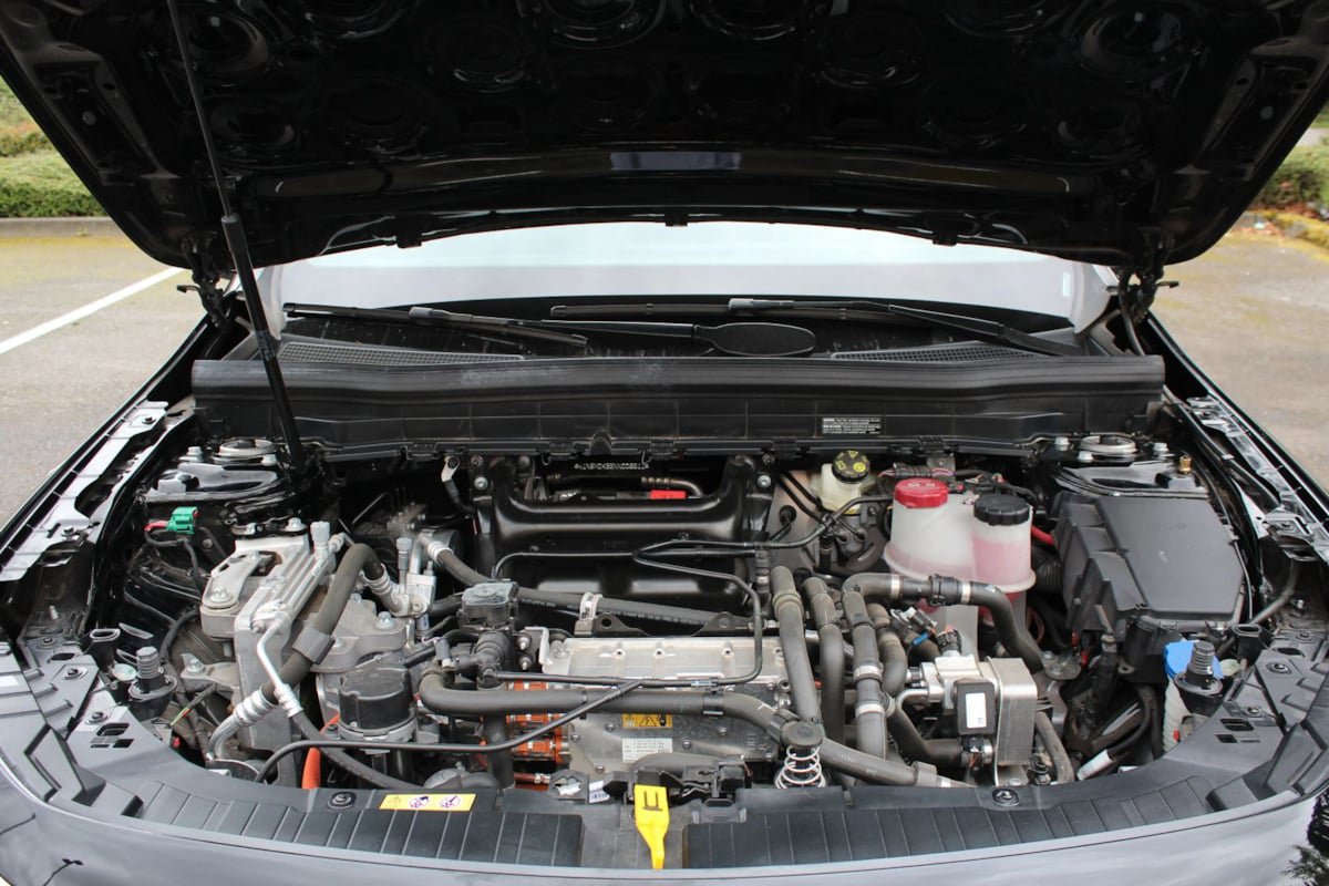 Used 2022 Mercedes-Benz EQB 300 4MATIC image 36